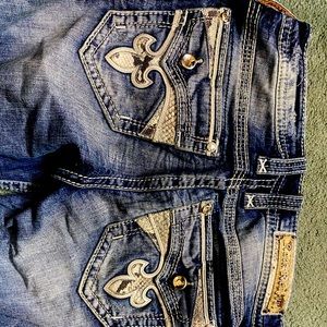 Rock Revival skinny jeans. Like new barley ever worn. Size 28